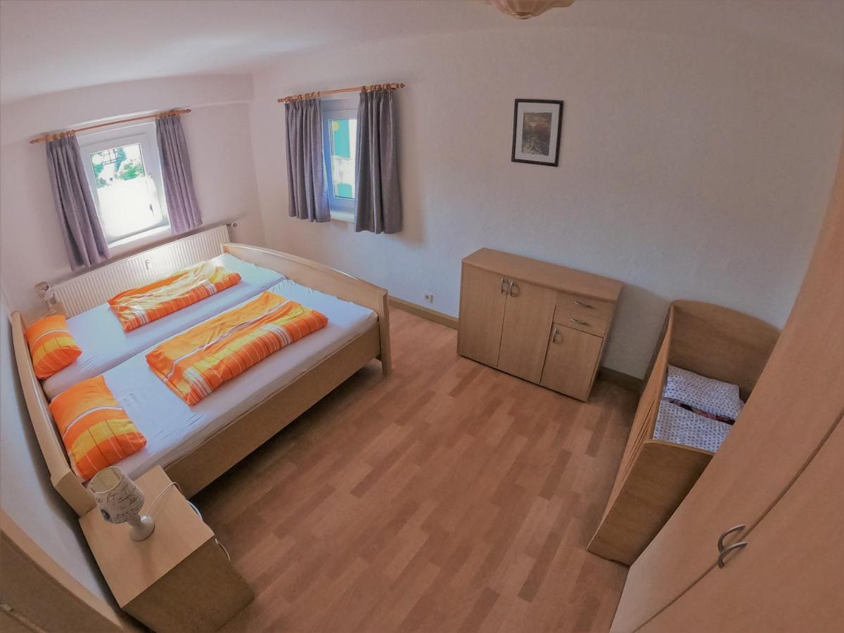 Ferienwohnung Haubner Neukieritzsch エクステリア 写真