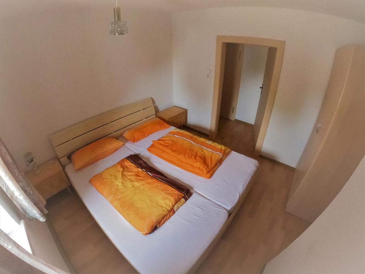 Ferienwohnung Haubner Neukieritzsch エクステリア 写真